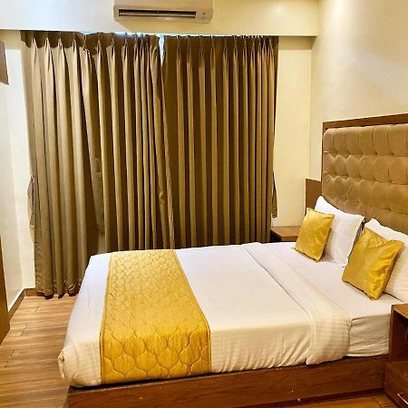Hotel Palms Residency, Chembur Mumbai Bagian luar foto