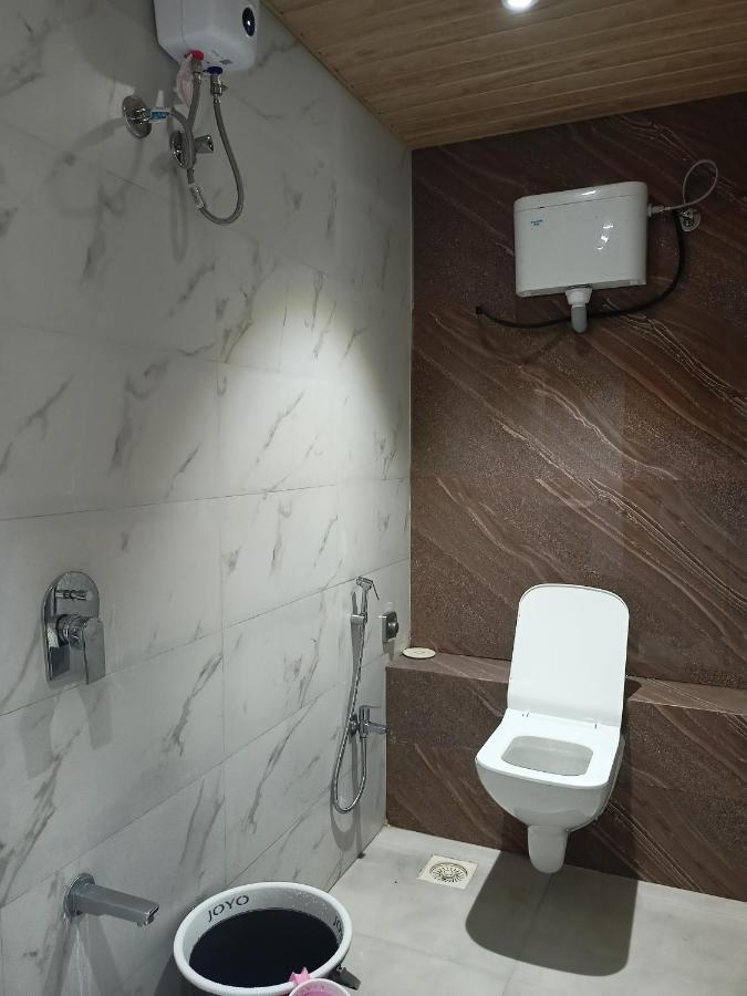Hotel Palms Residency, Chembur Mumbai Bagian luar foto