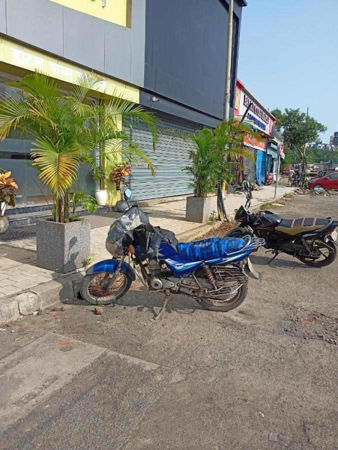 Hotel Palms Residency, Chembur Mumbai Bagian luar foto
